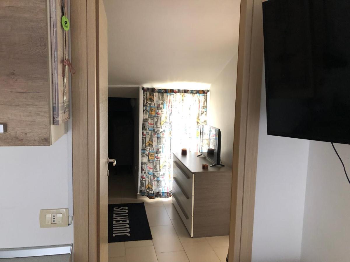 Mansarda Mentana Apartment Vittoria Bagian luar foto