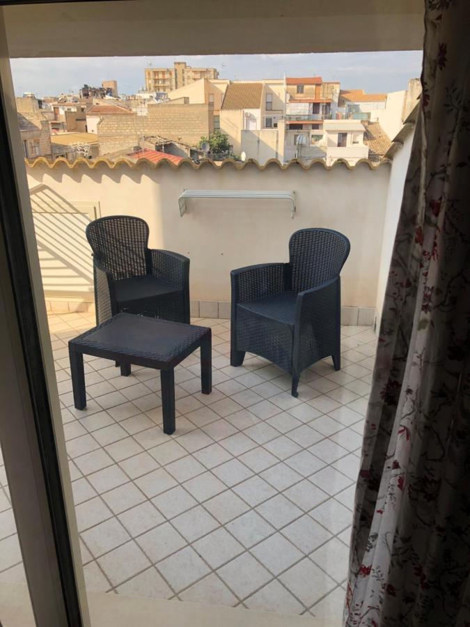 Mansarda Mentana Apartment Vittoria Bagian luar foto